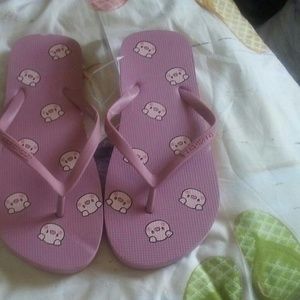 New Flip Flops pink piggy size 9! penshoppe!